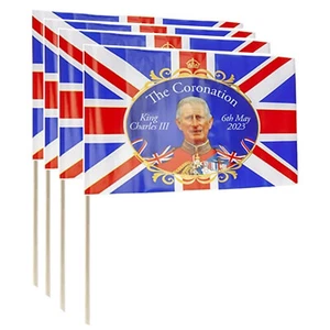 Paquete De 48 Banderas Union Jack De Mano King Charles 80 Aniversario Del Día VE - Imagen 1 de 2