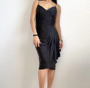 BCBGMAXAZRIA Damen schwarzes knielanges ärmelloses Kleid mit Herzausschnitt Größe Medium - Bild 1 von 14