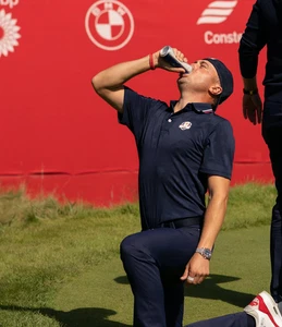 Ryder Cup Golf  Memorabilia – High-Quality Sports Print - 8x10 Glossy Photo - Picture 1 of 4