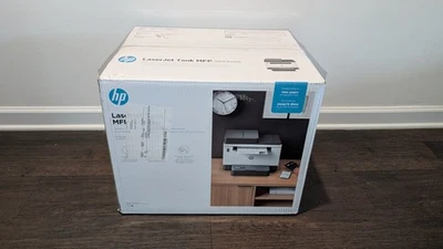 Impresora láser todo en uno inalámbrica HP LaserJet Tank 2504dw blanco y negro caja abierta Foto 1 de 4