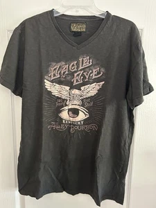 Lucky Brand V-Neck T-Shirt Large w Eagle Eye Bourbon Logo Vintage 100% Baumwolle - Bild 1 von 4