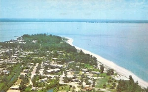 FL Isla de Sanibel 1974 La Colonia Vista Aérea Como Nueva Postal N46 - Imagen 1 de 2