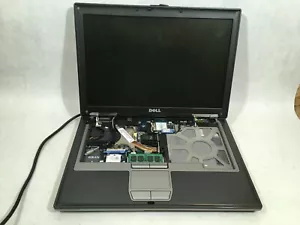 Dell Latitude D630 512 MB alimentatori RAM non si avvia - piedi - Foto 1 di 7
