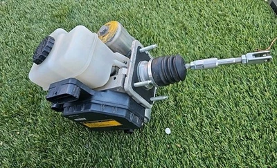 2003-2005 TOYOTA 4RUNNER LEXUS GX470 ABS BRAKE PUMP MASTER CYLINDER ASSEMBLY OEM - Image 1 of 4