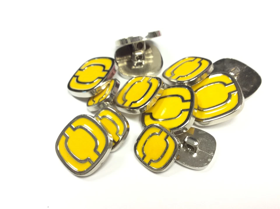 BOTTONI COUTURE 1968 QUADRATO  ARGENTO E GIALLO CM 2,5 - Immagine 1 di 1