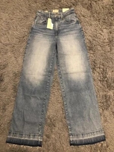Women's High-Rise Slim Straight Jeans Universal Thread Medium Wash Size 2 - Picture 1 of 17