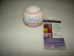 Omar Vizquel Hand Signed Official Major League Baseball JSA #N59777 Tigers Pink - Picture 1 of 4