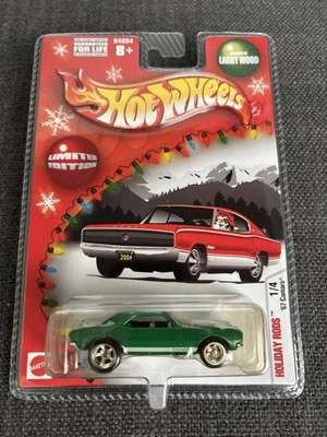 Camaro 2004 Larry Wood Holiday Rods 67 verde Hot Wheels Foto 1 de 3