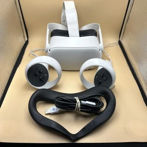 Oculus Quest 2 256GB Advanced All-in-one VR Headset w/ Original Box - Picture 1 of 11