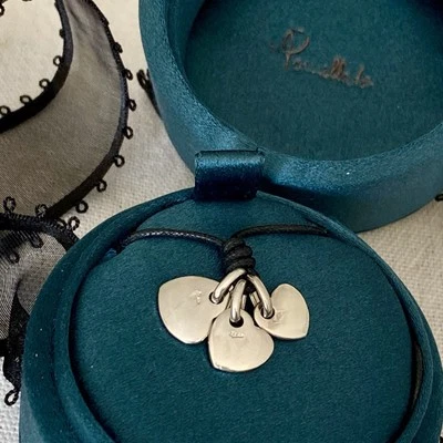 Collana Pomellato Mazzolino Ciuffo Ciondoli Cuori Argento Limited Edition Rari - Immagine 1 di 4