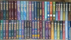 DragonLance Saga lot of 52 - Nearly All First Printings - Picture 1 of 6