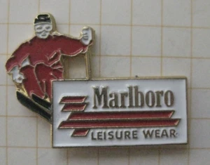 LEISURE WEAR / SKI LÄUFER .............................. Zigaretten - Pin (139i) - Picture 1 of 1
