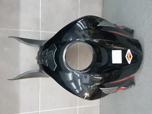 Honda Cbr 600 Rr 2011 Fuel Tank Cover - Picture 1 of 5