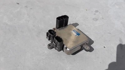 2013 Toyota Avalon XLE 3.5L Engine Cooling Fan Control Module 89257-30060 OEM - Image 1 of 4