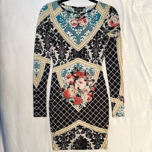 Topshop Barock Druck Gobelin & Blumen Bodycon Kleid 4 As Seen On Effy Stonem - Bild 1 von 11