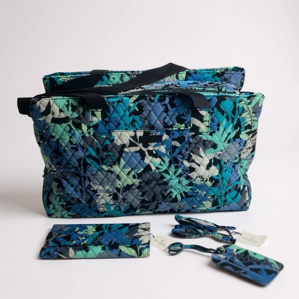 Vera Bradley Tropical Paradise Travel Set Quilted Floral Blue Green Vacation - Image 1 of 4