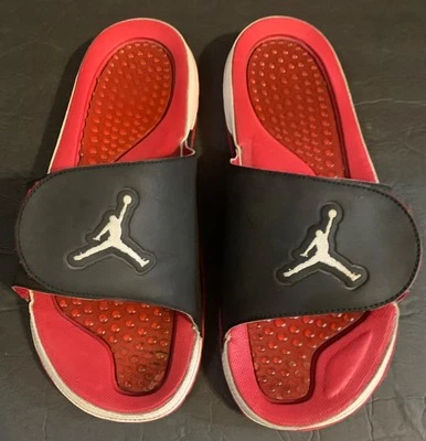 Raro 2013 Nike Air Jordan Hydro V Slides rojo negro blanco criado talla 11 555501-010 Foto 1 de 4