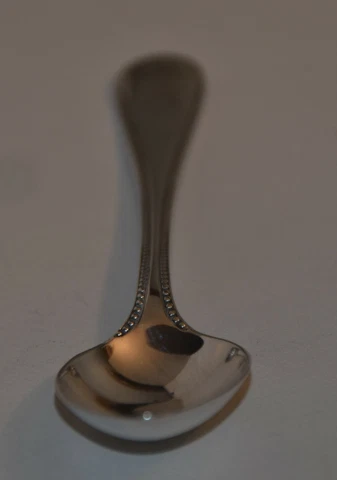Hallmarked  Silver  Spoon George V, Sheffield 1935, Joseph Rogers & Sons Cover