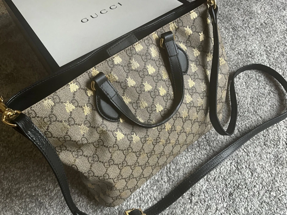 Gucci GG Supreme Gold Bee 2 way Tote Bag - Image 1 of 4