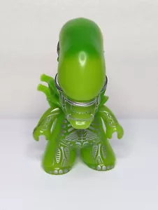 Loot Crate Exclusive LE Aliens 30th Anniversary Crate Titans 6.5 Vinyl Figure - Picture 1 of 6