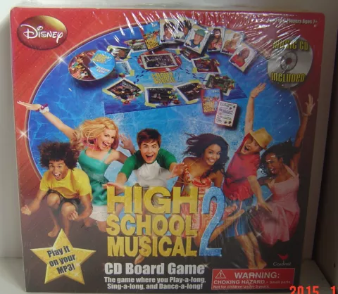 High School MUSICAL 2 HSM Music CD BOARD Game TV NEW Sealed FAST SHIP Cover