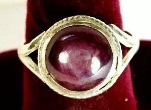 925 ST. SILVER RING, WITH 5 Ct. 10 MM STAR RUBY, Size Q 1/2 - Picture 1 of 4