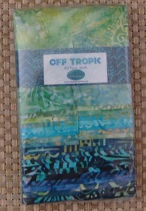 OFF TROPIC Karat Jewels 40 Strips 2.5" W Jelly Roll Rollup Fabric Q841-67-841 - Picture 1 of 3