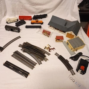 Vintage HO Scale Train Set Bachmann Burlington Southernpacific Lionel Cars - Picture 1 of 24