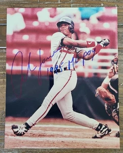 ANDRUW JONES VINTAGE ROOKIE SIGNED 8X10 PHOTO BRAVES INSCRIBED 1995 ML POY - Picture 1 of 2