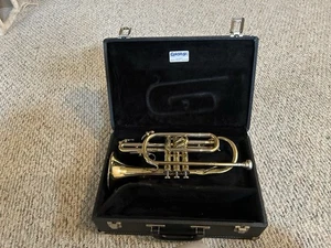 Elkhart Accord Shepherds Crook Cornet, Case, Lyre, Benge 5 mouthpiece. - Picture 1 of 3