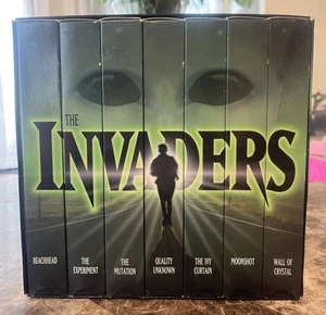 The Invaders 7 VHS Video Box Set (1998) Roy Thinnes Science Fiction - Picture 1 of 3