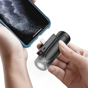 Torcia tascabile ad alta potenza 5000 mAh power bank portatile per smartphone - Foto 1 di 7