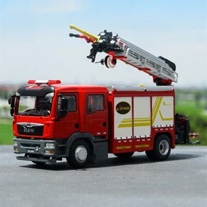 Modellino pressofuso camion dei pompieri maggiore soccorso antincendio emergenza JIEDA scala 1/43 - Foto 1 di 7