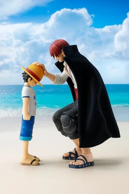 JUEGO DE FIGURAS DE ACCIÓN S.H.FIGUARTS SHANKS & MONKEY D. LUFFY - ERA INFANTIL ESCALA 1/12 Foto 1 de 4