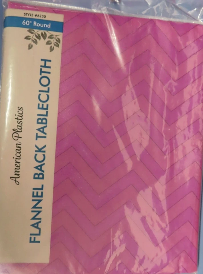 Toalha de mesa Home Place vinil flanela traseira 60" redonda roxa Chevrons NOVA - Imagem 1 de 2