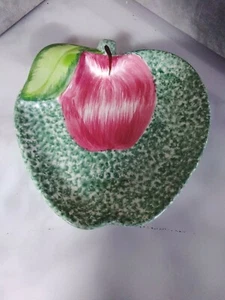 Laurie Gates Designs '96 Green and Red Apple 7" Plate - Picture 1 of 2