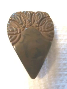 VTG Bakelite Metal Coat Cloak Cape Clasp Fastener Carved Shank Button - Picture 1 of 6