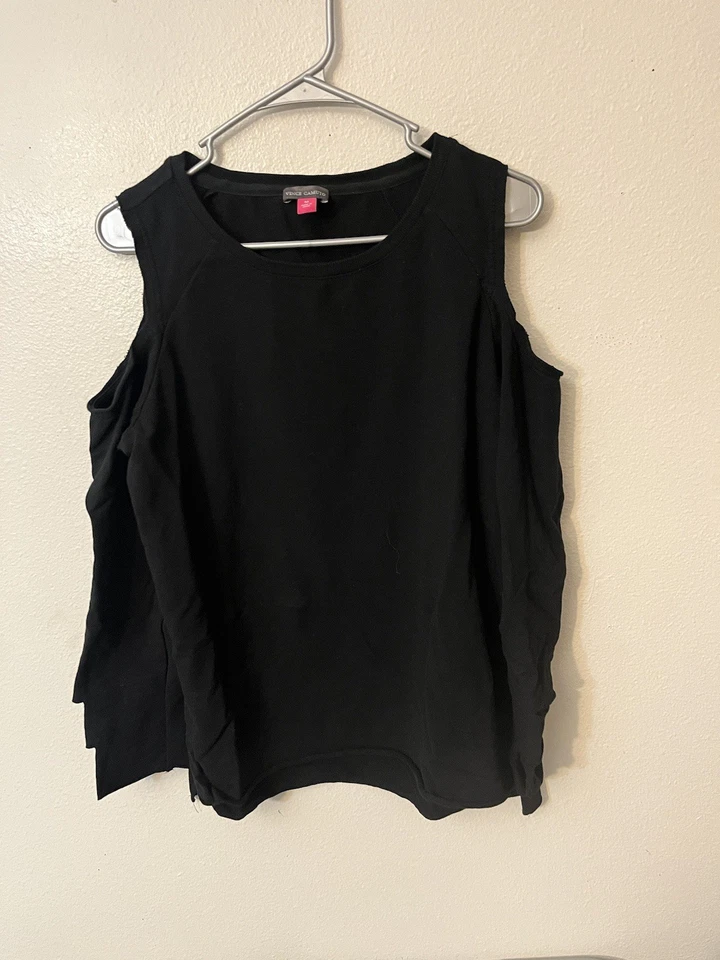 Blusa VINCE CAMUTO manga longa ombro frio preta média - Imagem 1 de 4