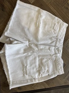 Women’s Size 10 White Denim Shorts Seed - Picture 1 of 3