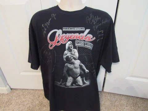 Rare NWA Wrestling Legends T Shirt-12 Autographs-Abdullah Butcher-Jackie Fargo Cover