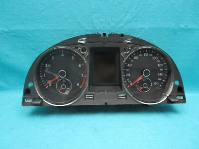 Cuadro de instrumentos velocímetro Volkswagen CC 12 2012 133.204 millas Foto 1 de 4