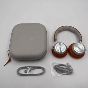 Bang & Olufsen Beoplay HX Casque supra-auriculaire ANC sans fil confortable - Bois - Photo 1 sur 6