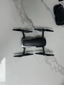 DJI Mavic Air 4K Camera Drone - Picture 1 of 11