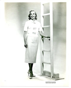 Unidentified 1958 #2850 fashion MGM - Picture 1 of 2