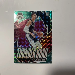 2023-24 Panini Mosaic THUNDER ROAD GREEN REACTIVE PRIZM #8 VICTOR WEMBANYAMA RC - Picture 1 of 2