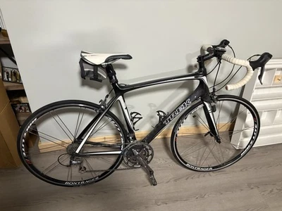 Trek Madone 5.2 OCLV 120 Carbon Road Bike Ultegra 56cm - Image 1 of 4