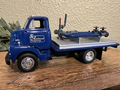 1st First Gear 1952 GMC Rollback Trailer Truck The Eastwood Company Custom Made - Image 1 of 4