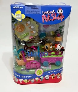 Littlest Pet Shop Scenery Picnic Time Pets #219-#221 Chihuahua Rabbit & Ladybug - Picture 1 of 8