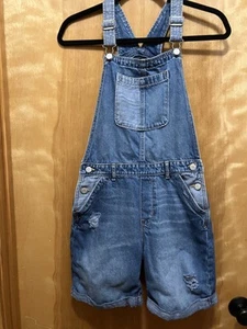 GAP Medium Wash Distressed Cuffed Overall Shorts Girls Large XXL - Picture 1 of 10