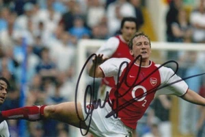 FOTO 6X4 FIRMADA A MANO RAY PARLOUR - AUTÓGRAFO DE FÚTBOL - ARSENAL 3. - Imagen 1 de 1